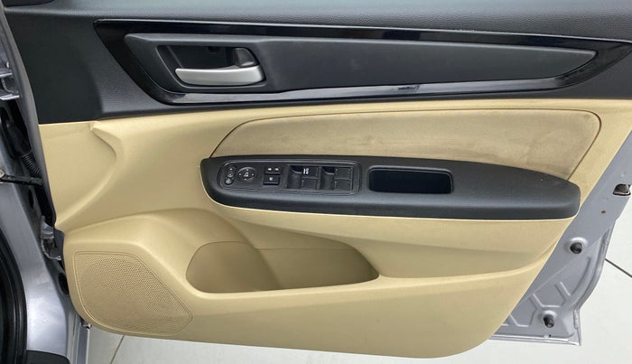 2019 Honda Amaze 1.2 SMT I VTEC, Petrol, Manual, 29,435 km, Driver Side Door Panels Control