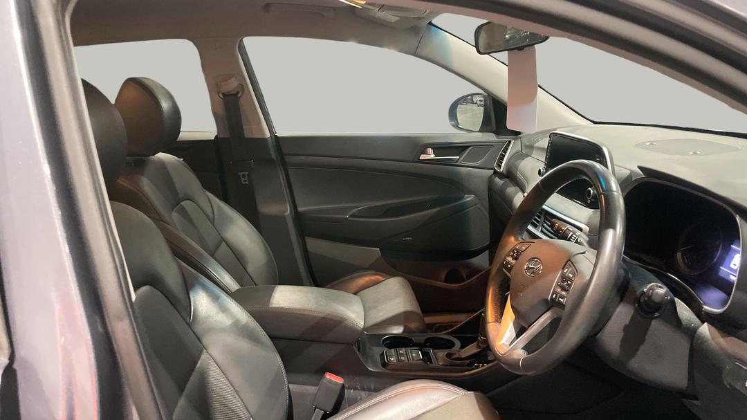 2020 Hyundai Tucson Elite (2WD), Automatic, 73011 km, Right Side Front Door Cabin View