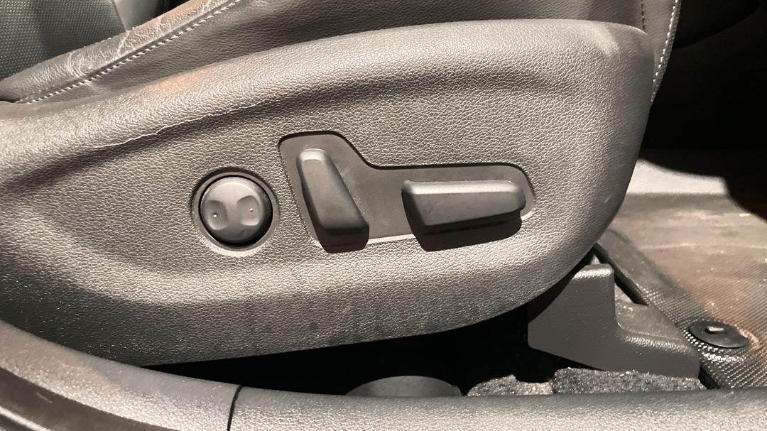 2020 Hyundai Tucson Elite (2WD), Automatic, 73011 km, Drivers Side Adjustment Panel