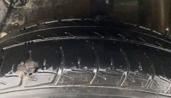 2019 Maruti Celerio VXI CNG OPT, CNG, Manual, 71,910 km, Left Rear Tyre Tread