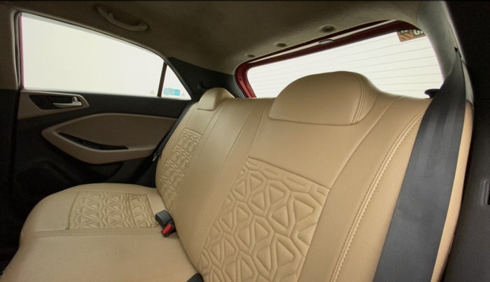 2019 Hyundai Elite i20 SPORTZ PLUS 1.2, Petrol, Manual, 90,453 km, Right Side Rear Door Cabin