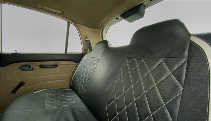 2014 Hyundai Santro Xing GL PLUS, Petrol, Manual, 62,324 km, Right Side Rear Door Cabin