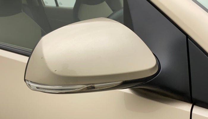 2019 Hyundai NEW SANTRO SPORTZ AMT, Petrol, Automatic, 24,697 km, Right rear-view mirror - Indicator light has minor damage