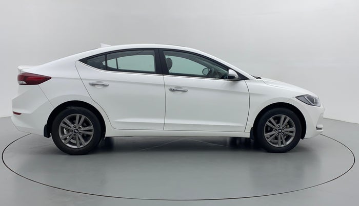 2019 Hyundai New Elantra 2.0 SX (O) AT, Petrol, Automatic, 11,456 km, Right Side