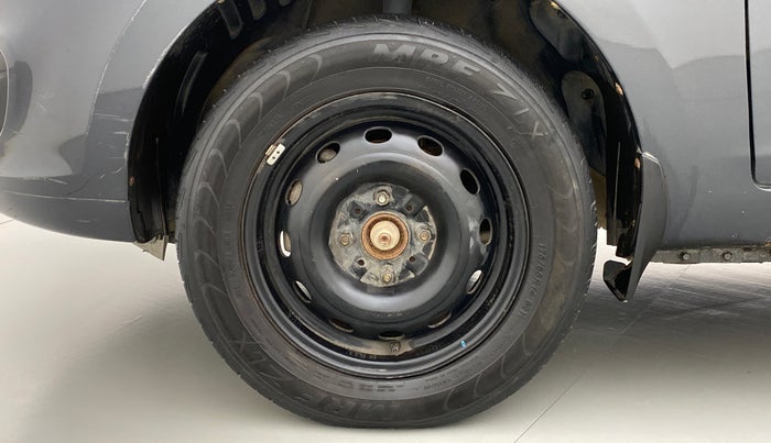 2015 Tata Bolt XM REVOTRON, Petrol, Manual, 40,005 km, Left Front Wheel