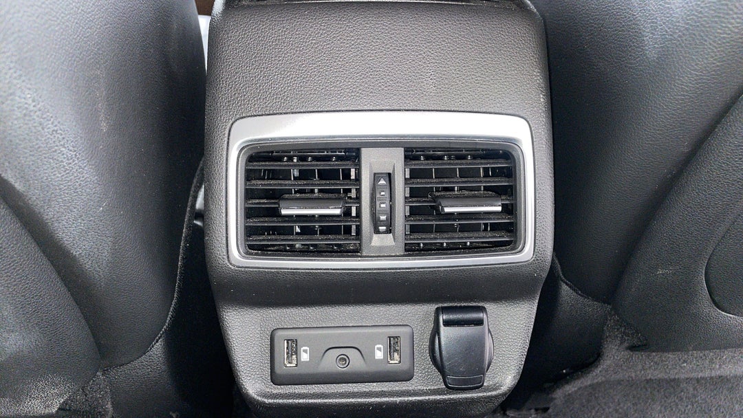 Rear A/C Vent