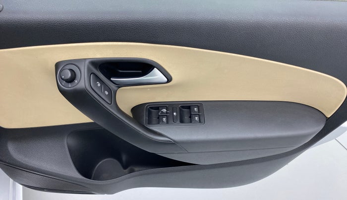 2017 Volkswagen Ameo COMFORTLINE 1.2, Petrol, Manual, 23,292 km, Driver Side Door Panels Control