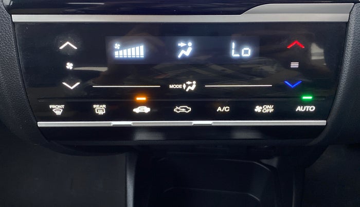 2016 Honda Jazz 1.2 V AT, Petrol, Automatic, 35,031 km, Automatic Climate Control