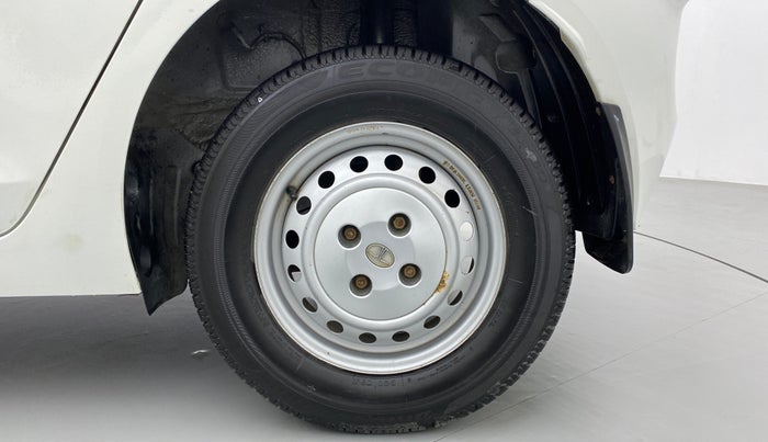 2020 Tata ALTROZ XM 1.2, Petrol, Manual, 15,451 km, Left Rear Wheel
