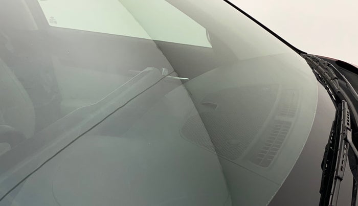 2020 KIA SELTOS HTX 1.5 PETROL, Petrol, Manual, 27,667 km, Front windshield - Minor spot on windshield
