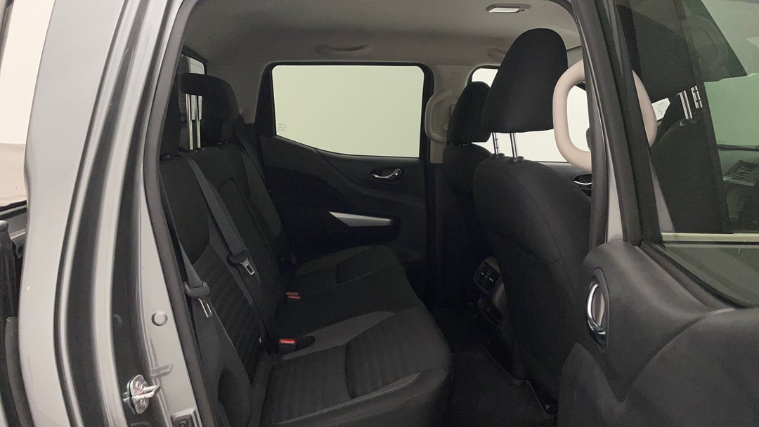 2021 Nissan Navara St (4x4), Automatic, 38528 km, Right Side Rear Door Cabin View