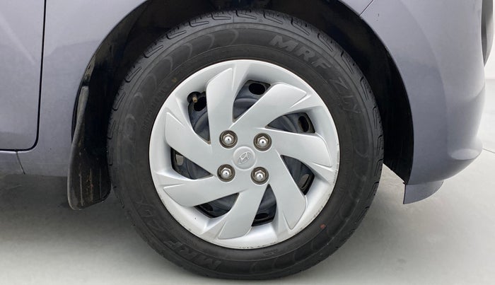 2018 Hyundai NEW SANTRO 1.1 SPORTZ MT CNG, CNG, Manual, 39,718 km, Right Front Wheel