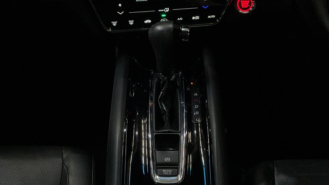 2020 Honda HR-V Vti-s, Automatic, 108297 km, Gear Lever 