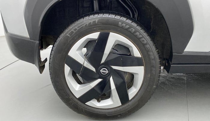 2021 Nissan MAGNITE XL TURBO CVT, Petrol, Automatic, 26,496 km, Right Rear Wheel
