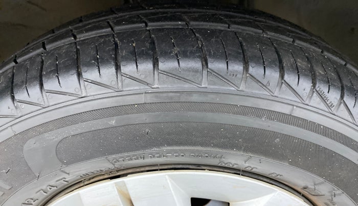 2019 Maruti Alto LXI, Petrol, Manual, 11,577 km, Left Front Tyre Tread