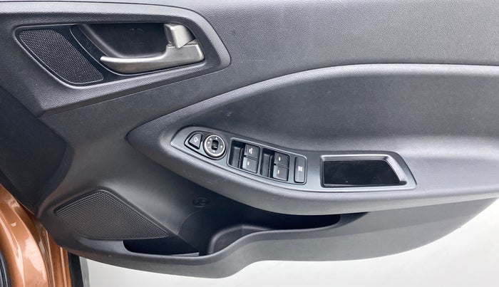 2016 Hyundai i20 Active 1.2 SX, Petrol, Manual, 53,292 km, Driver Side Door Panels Control