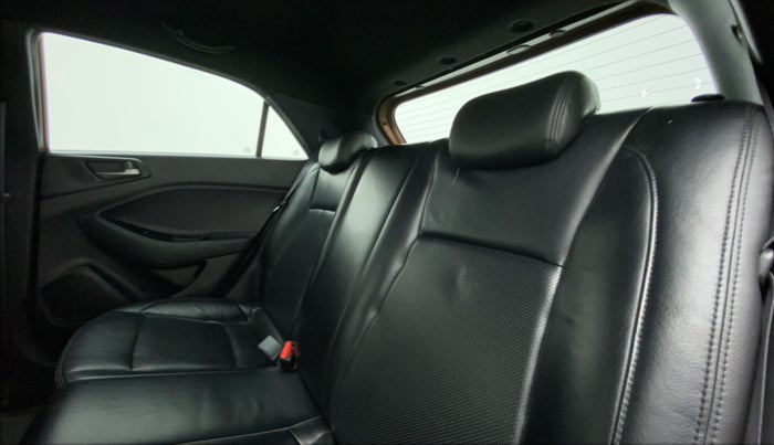 2016 Hyundai i20 Active 1.2 SX, Petrol, Manual, 53,292 km, Right Side Rear Door Cabin