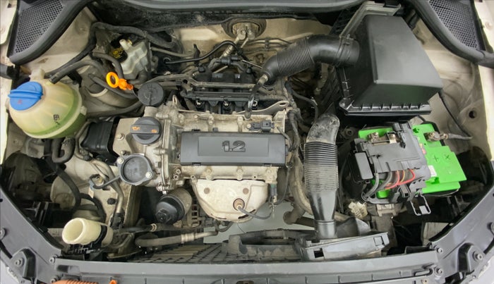 2012 Volkswagen Polo HIGHLINE1.2L PETROL, Petrol, Manual, 66,298 km, Open Bonet