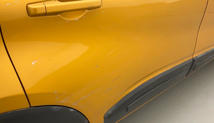 2021 Renault TRIBER RXL MT, Petrol, Manual, 36,758 km, Right rear door - Slightly dented