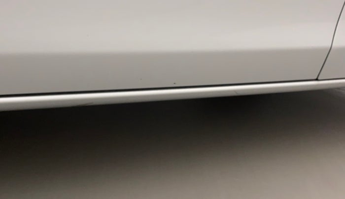 2017 Toyota Etios V PLATINUM, Petrol, Manual, 15,773 km, Left running board - Minor scratches