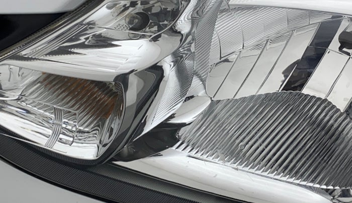 2017 Toyota Etios V PLATINUM, Petrol, Manual, 15,773 km, Left headlight - Minor scratches