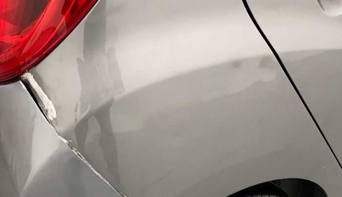 2012 Hyundai Eon MAGNA +, Petrol, Manual, 1,08,426 km, Right quarter panel - Slightly dented