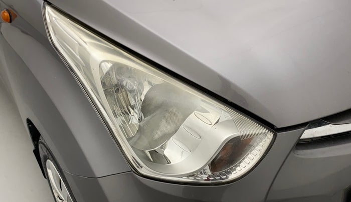 2012 Hyundai Eon MAGNA +, Petrol, Manual, 1,08,426 km, Right headlight - Minor scratches