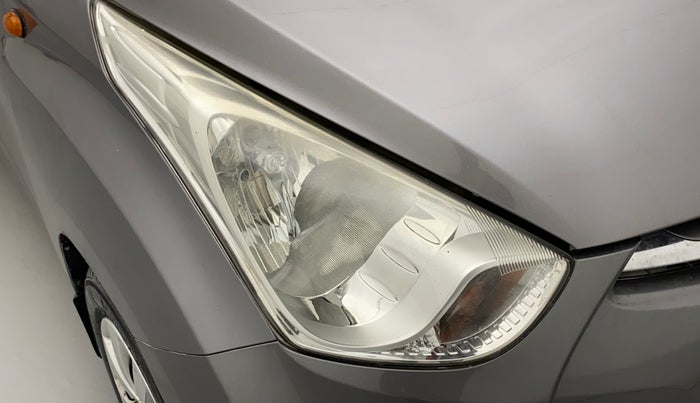 2012 Hyundai Eon MAGNA +, Petrol, Manual, 1,08,426 km, Right headlight - Minor damage