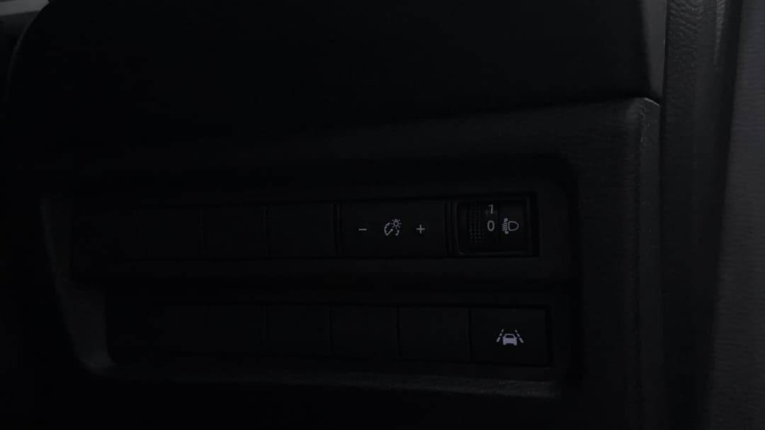 2024 Mitsubishi Outlander Es 5 Seat (2WD), Automatic, 50483 km, Utility Switches/Buttons