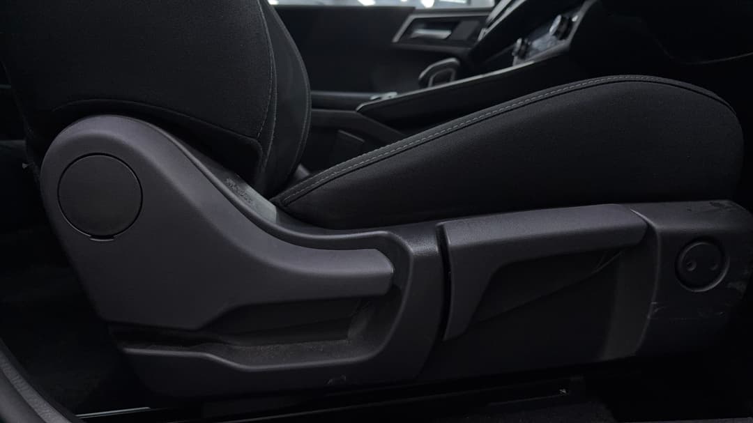 2024 Mitsubishi Outlander Es 5 Seat (2WD), Automatic, 50483 km, Drivers Side Adjustment Panel