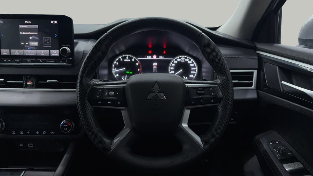 2024 Mitsubishi Outlander Es 5 Seat (2WD), Automatic, 50483 km, Steering Wheel Close-up