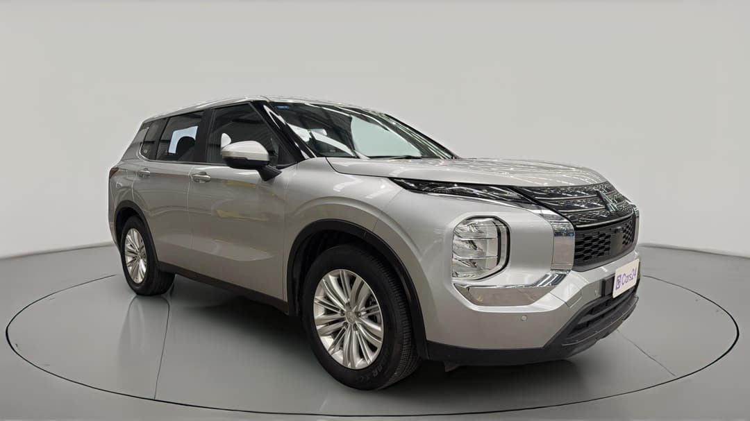 2024 Mitsubishi Outlander Es 5 Seat (2WD), Automatic, 50483 km, Right Front Diagonal (45- Degree) View