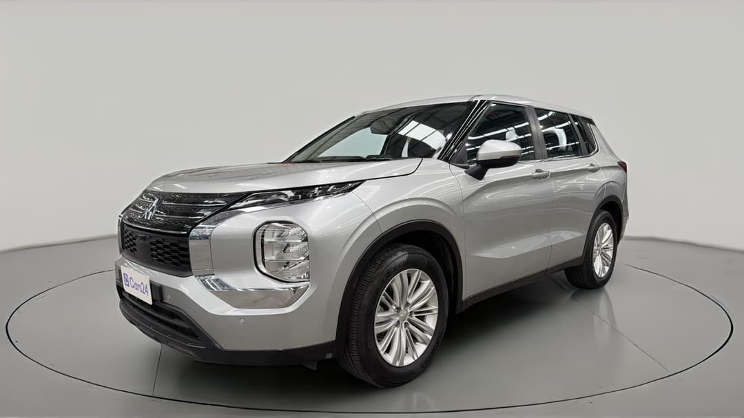 2024 Mitsubishi Outlander Es 5 Seat (2WD), Automatic, 50483 km, Left Front Diagonal (45- Degree) View