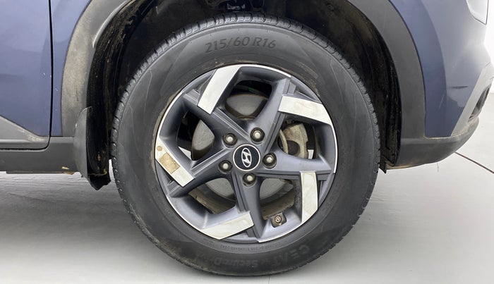 2022 Hyundai VENUE SX PLUS 1.0 TURBO DCT, Petrol, Automatic, 26,779 km, Right Front Wheel