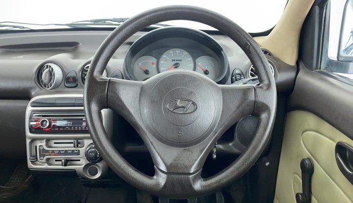 2010 Hyundai Santro Xing GL, Petrol, Manual, 23,492 km, Steering Wheel Close Up