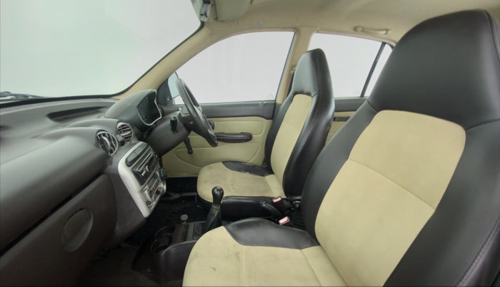 2010 Hyundai Santro Xing GL, Petrol, Manual, 23,492 km, Right Side Front Door Cabin