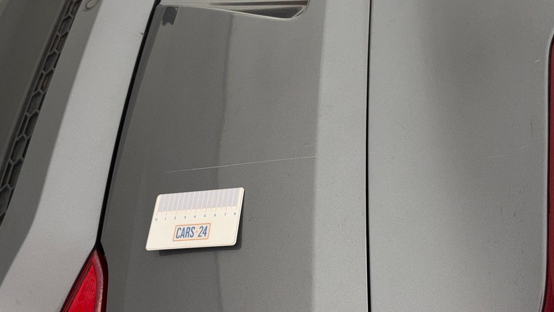 Boot / Tailgate Tailgate Scratch