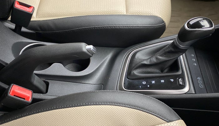 2019 Hyundai Verna 1.6 SX VTVT AT (O), Petrol, Automatic, 21,707 km, Gear Lever