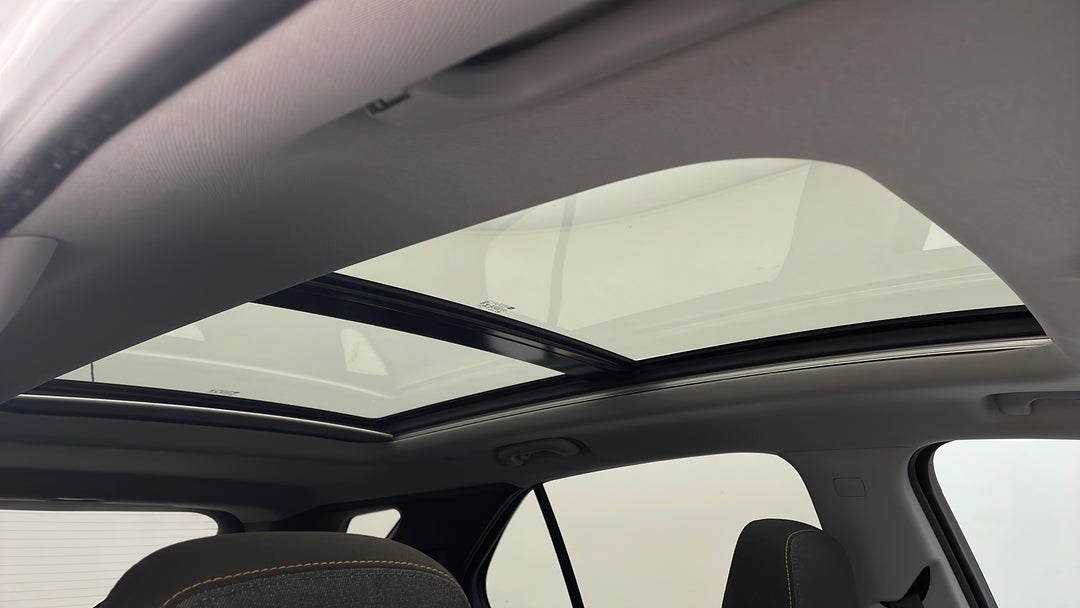 Interior Sunroof/Moonroof