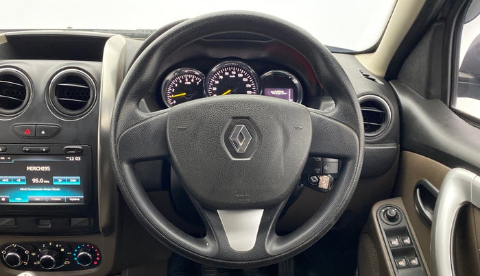 2019 Renault Duster RXS 85 PS, Diesel, Manual, 42,282 km, Steering Wheel Close Up