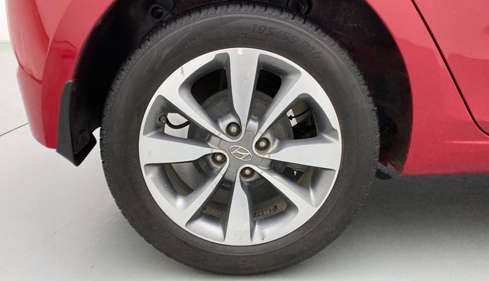 2017 Hyundai Elite i20 ASTA 1.2 DUAL TONE, Petrol, Manual, 76,411 km, Right Rear Wheel