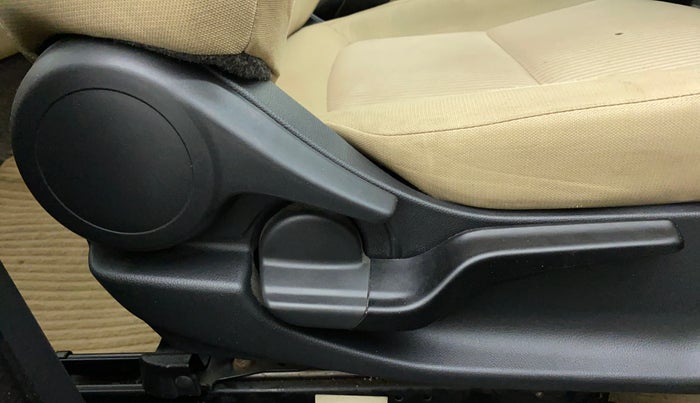 2019 Honda Amaze 1.2 SMT I VTEC, Petrol, Manual, 40,888 km, Driver Side Adjustment Panel