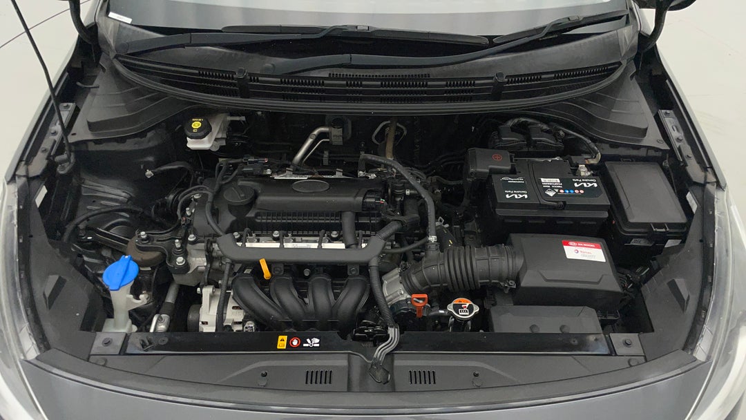 2017 Kia Rio S, Automatic, 88108 km, Open Bonnet (Engine)