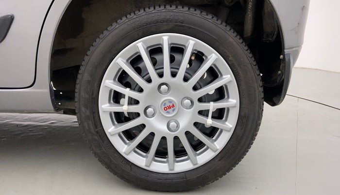 2017 Maruti Wagon R 1.0 VXI AMT, Petrol, Automatic, 61,081 km, Left Rear Wheel