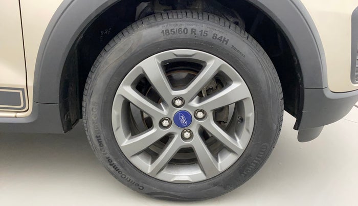 2018 Ford FREESTYLE TITANIUM 1.2 PETROL, Petrol, Manual, 47,415 km, Right Front Wheel