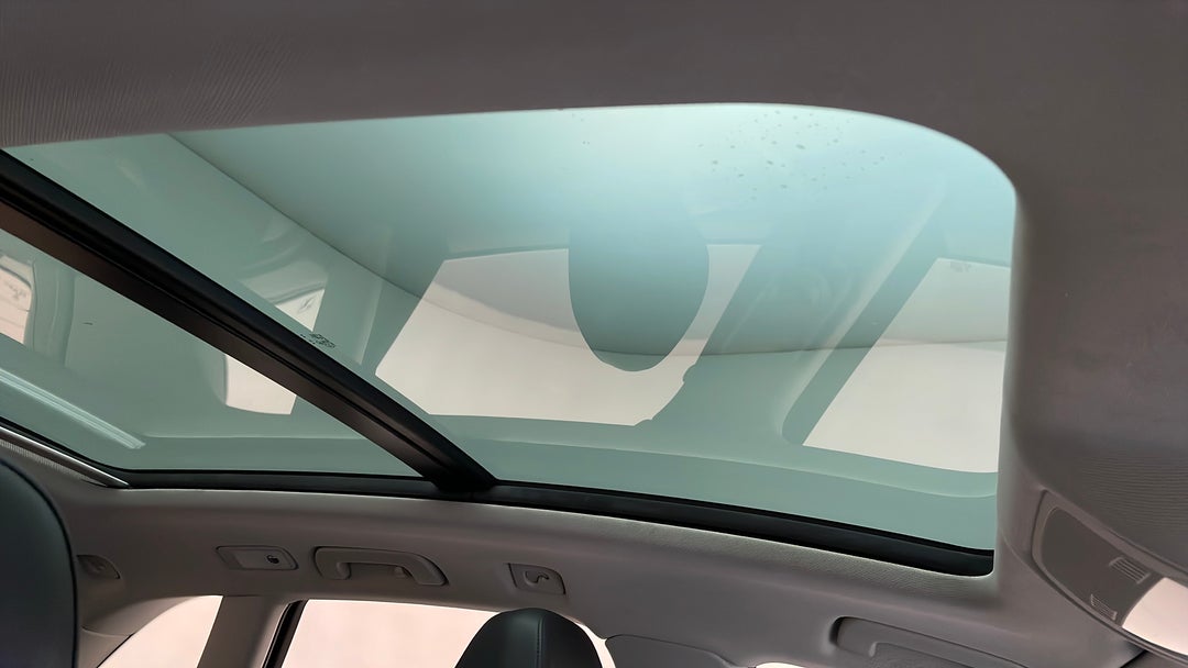 Interior Sunroof/Moonroof
