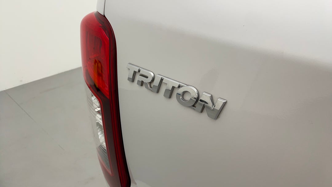 Badge (Boot Left Side)