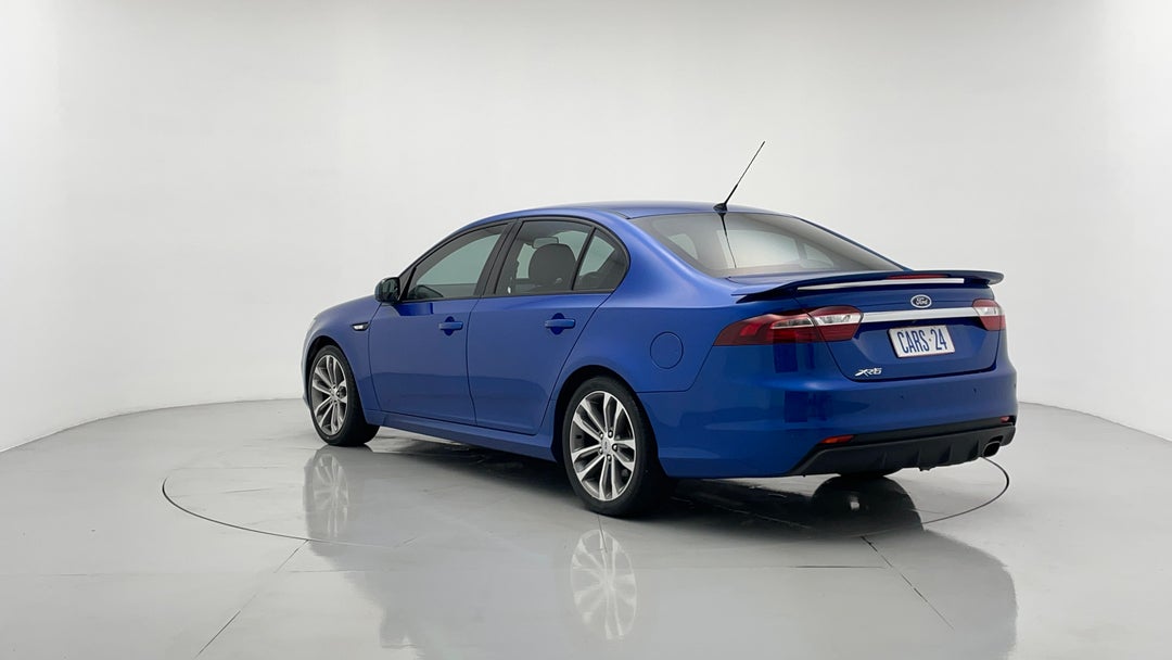 Left Back Diagonal (45- Degree) View