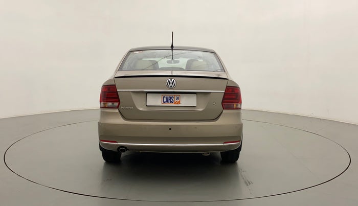 2016 Volkswagen Vento HIGHLINE 1.6 MPI, Petrol, Manual, 83,662 km, Back/Rear