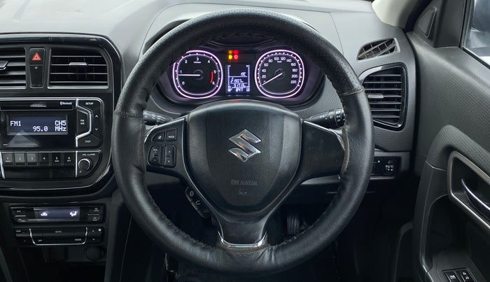 2017 Maruti Vitara Brezza ZDI, Diesel, Manual, 51,712 km, Steering Wheel Close Up
